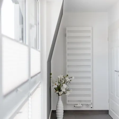 Bahnhofstr_ 31 Wg_9 _meerzeit_ *